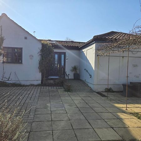 Salhouse Wayside B&B מראה חיצוני תמונה