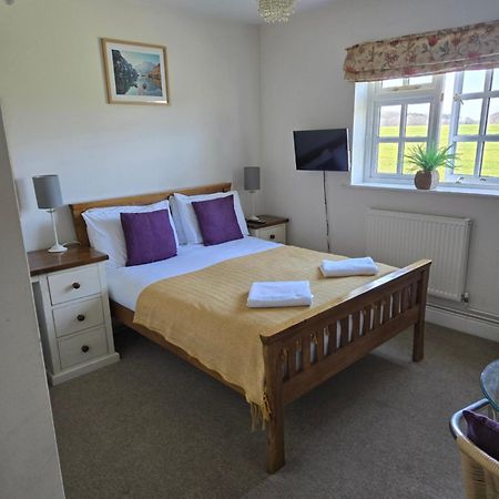 Salhouse Wayside B&B מראה חיצוני תמונה